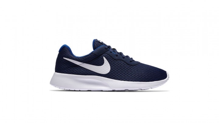 Nike Men Navy Blue Tanjun Sneakers